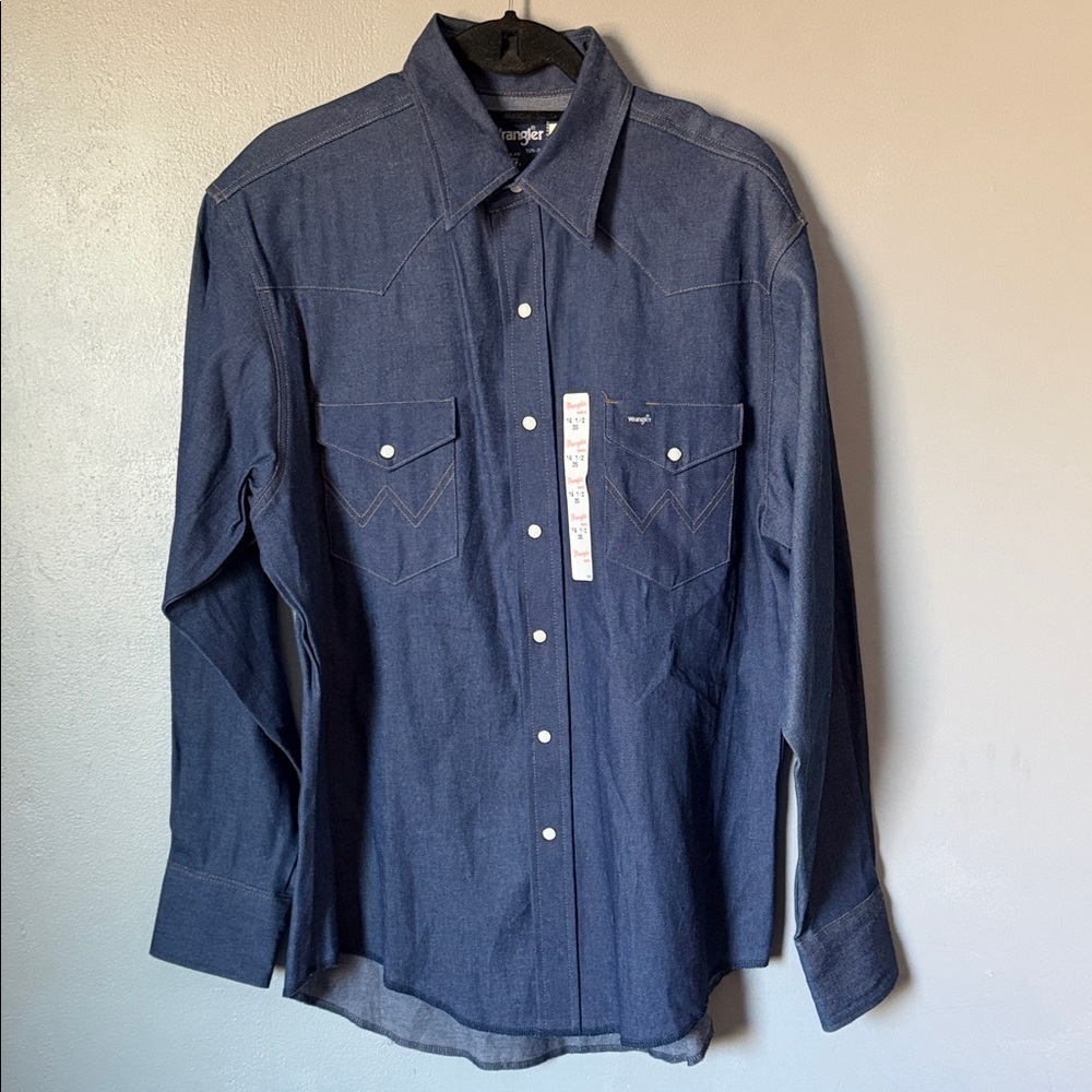 VTG Wrangler Mens Regular Fit Firm Finish Denim Western Snap‎ Shirt XL Tails